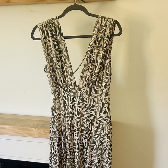 NWT! Maxi Dress Brooklyn Isle Size Sm - Picture 1 of 3